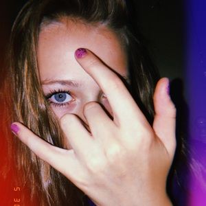 Meet your Posher, Kaylie